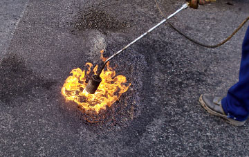 Hiltingbury flat roofing repairs